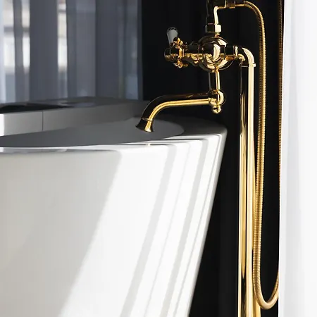 The Hidden Bank: Silver Bullet بلوفديف