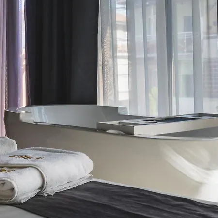 The Hidden Bank: Silver Bullet Appartement Plovdiv